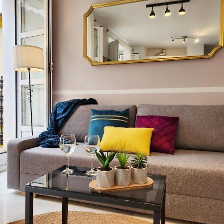 Lovely Center Apartments - Balcony Lux Sol เซบีญา ภายนอก รูปภาพ