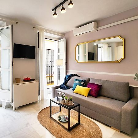 Lovely Center Apartments - Balcony Lux Sol เซบีญา ภายนอก รูปภาพ