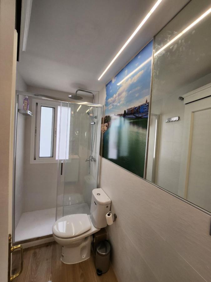 Lovely Center Apartments - Balcony Lux Sol เซบีญา ภายนอก รูปภาพ