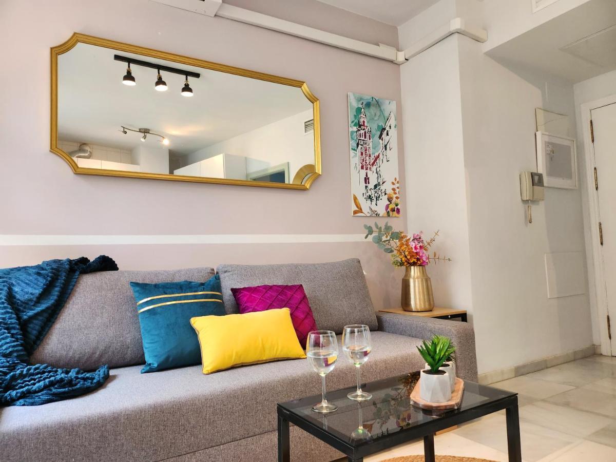 Lovely Center Apartments - Balcony Lux Sol เซบีญา ภายนอก รูปภาพ